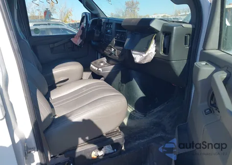 2019 Chevrolet Express 2500 Work Van from USA, damaged, VIN 1GCWGAFP4K1242867